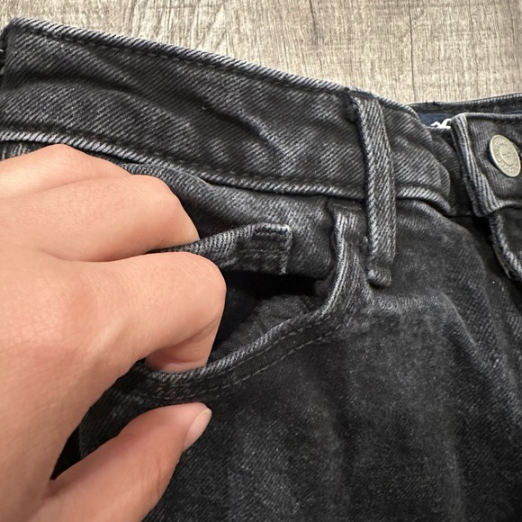 Hollister Ultra High Rise Mom Jean Vintage Stretch Women's Size 3S Black Denim - Picture 5 of 11